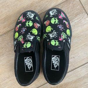 Vans kids slip on shoes